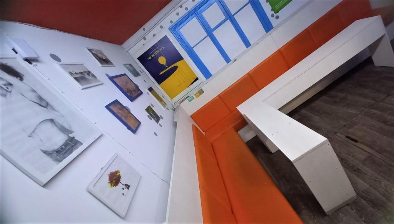 Bern Hostel Кишинев Екстериор снимка