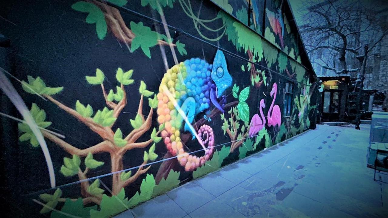 Bern Hostel Кишинев Екстериор снимка