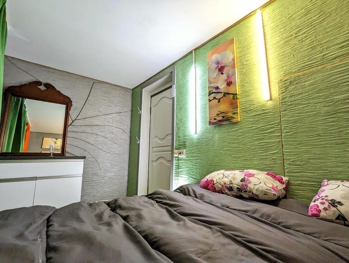 Bern Hostel Кишинев Екстериор снимка